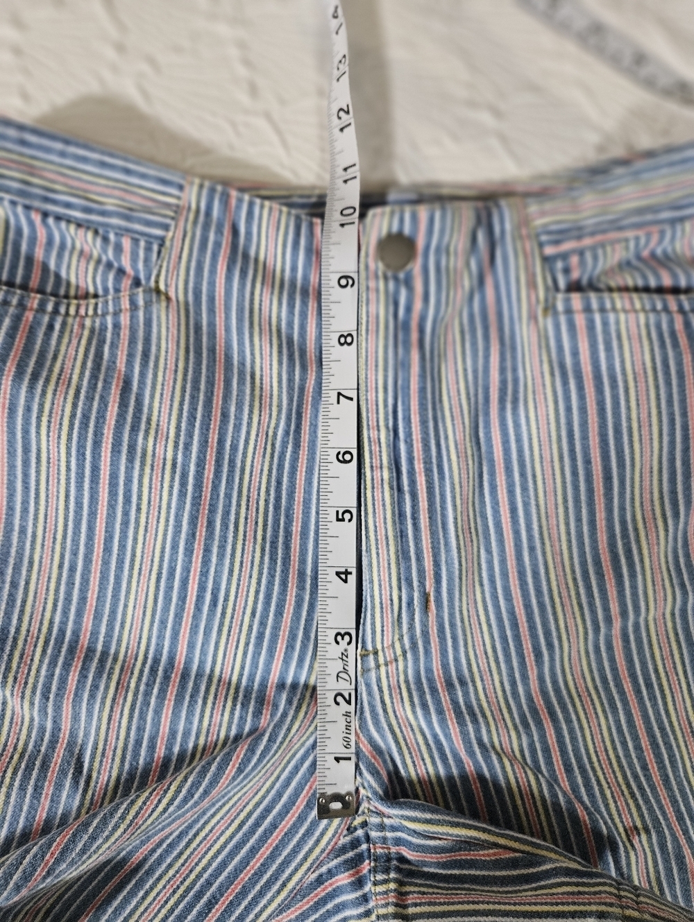 Liz Claiborne Multicolor Striped Casual Denim Shorts Size 8 - Picture 6 of 9